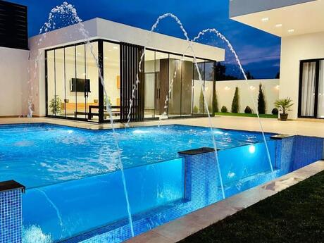 5 otaqlı həyət evi/bağ evi - Mərdəkan q. - 260 m²