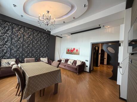 3 otaqlı yeni tikili - İnşaatçılar m. - 96 m²