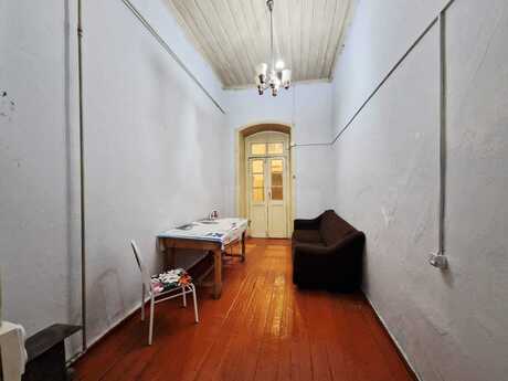 2 otaqlı həyət evi/bağ evi - Zabrat q. - 70 m²