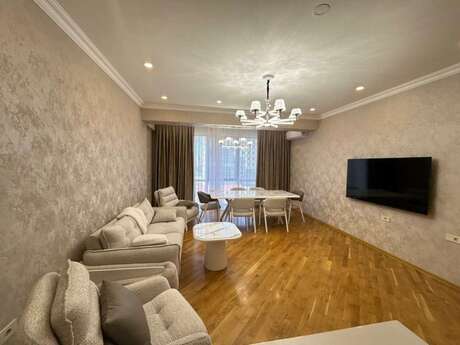 Kirayə 3 otaqlı mənzil, 115 m², Nizami: 1 600 ₼/ay 2
