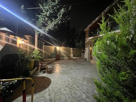 5 otaqlı həyət evi/bağ evi - Binə q. - 150 m²