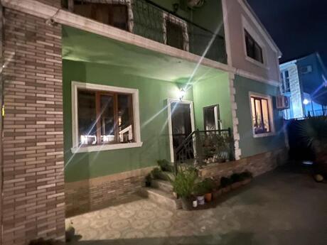 5 otaqlı həyət evi/bağ evi - Binə q. - 150 m²