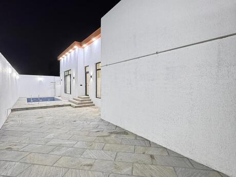 4 otaqlı həyət evi/bağ evi - Şüvəlan q. - 150 m²