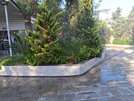 House with Garden, Villa For Sale