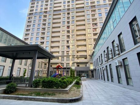 4 otaqlı yeni tikili - 28 May m. - 130 m²