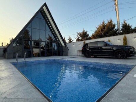 4 otaqlı həyət evi/bağ evi - Mərdəkan q. - 140 m²