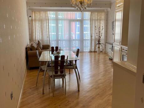 Elan №5763598 - Bakı, Nizami m., 2 otaqlı, 80 m², 15/22 mərtəbə