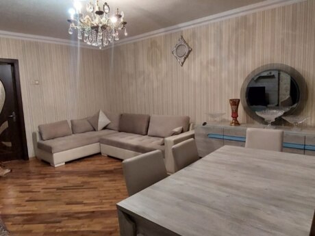 3-комн. вторичка - Гянджа - 70 м²
