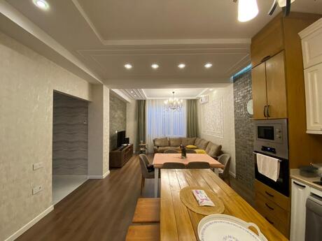 4 otaqlı həyət evi/bağ evi - Badamdar q. - 180 m²