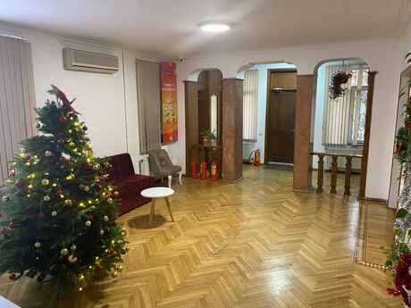 10 otaqlı ofis - Gənclik m. - 800 m²