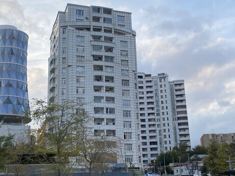 Объявление №5764498 - Баку, м. Элмляр Академиясы, 3-комн., 147 м², 16/16 этаж
