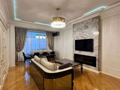 Elan №5764599 - Bakı, Elmlər Akademiyası m., 2 otaqlı, 89 m², 9/17 mərtəbə