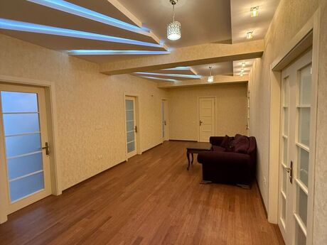 5-room apartment, 200 m², Nərimanov: 520 000 ₼ 5