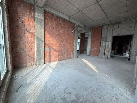 5 otaqlı yeni tikili - Gənclik m. - 272 m²