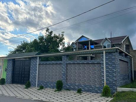 5 otaqlı həyət evi/bağ evi - Qəbələ - 160 m²