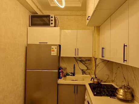 3 otaqlı yeni tikili - Bakıxanov q. - 85 m²