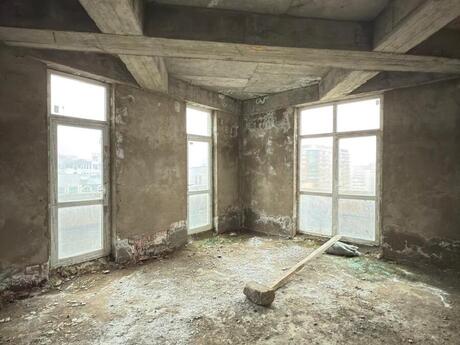 5 otaqlı yeni tikili - Nəsimi r. - 257 m²