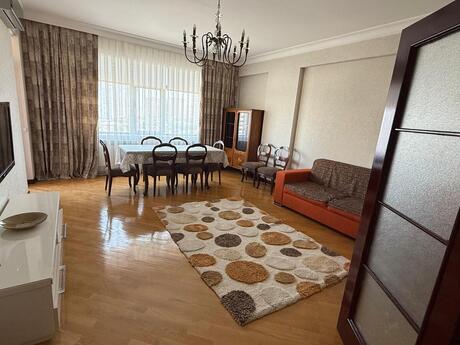 3 otaqlı yeni tikili - Nizami m. - 130 m²