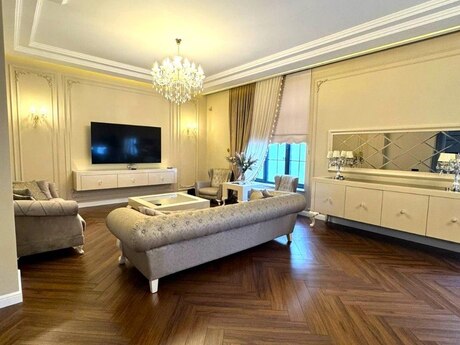5-комн. дом/дача - пос. Бадамдар - 460 м²