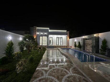 4 otaqlı həyət evi/bağ evi - Şüvəlan q. - 170 m²