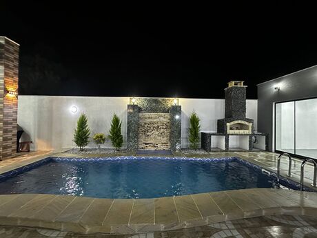 4 otaqlı həyət evi/bağ evi - Şüvəlan q. - 170 m²