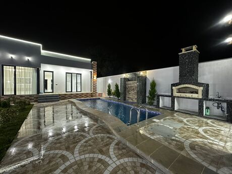 4 otaqlı həyət evi/bağ evi - Şüvəlan q. - 170 m²