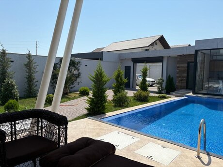 4 otaqlı həyət evi/bağ evi - Mərdəkan q. - 280 m²