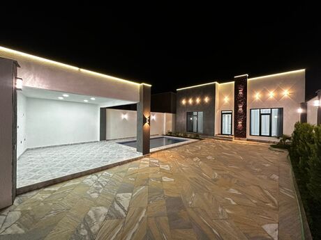 4 otaqlı həyət evi/bağ evi - Şüvəlan q. - 150 m²