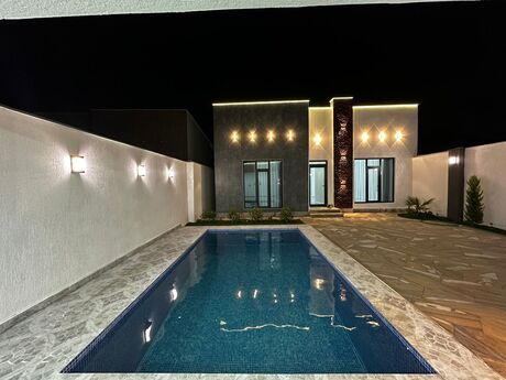 4 otaqlı həyət evi/bağ evi - Şüvəlan q. - 150 m²