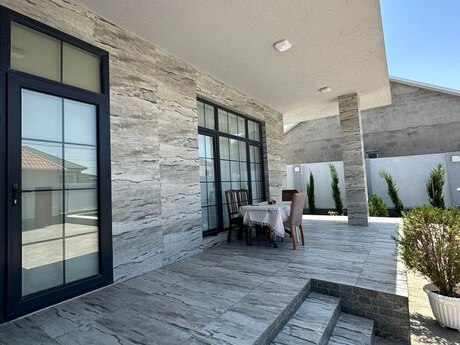 4 otaqlı həyət evi/bağ evi - Mərdəkan q. - 240 m²