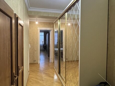 3-комн. новостройка - м. Мемар Аджеми - 105 м²
