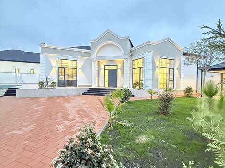 5 otaqlı həyət evi/bağ evi - Mərdəkan q. - 230 m²