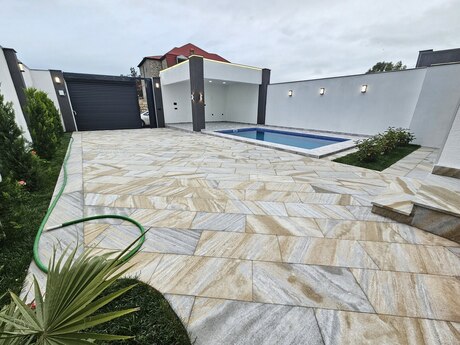 4 otaqlı həyət evi/bağ evi - Şüvəlan q. - 160 m²