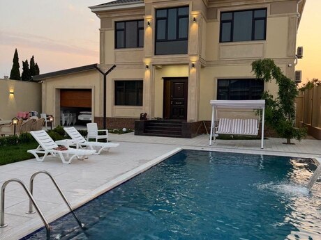 4 otaqlı həyət evi/bağ evi - Bilgəh q. - 300 m²