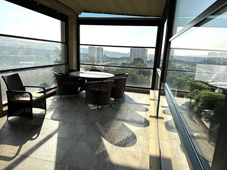 10 otaqlı həyət evi/bağ evi - 9-cu mikrorayon q. - 800 m²