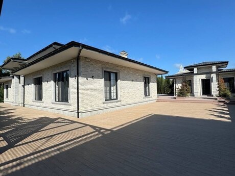 5 otaqlı həyət evi/bağ evi - Mərdəkan q. - 400 m²