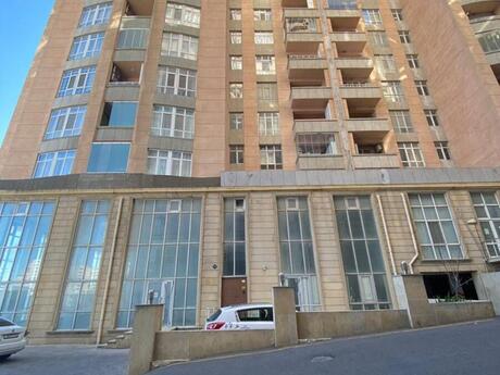 Elan №5765681 - Bakı, Elmlər Akademiyası m., 3 otaqlı, 158 m², 8/12 mərtəbə