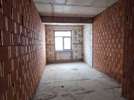 3 otaqlı yeni tikili - Elmlər Akademiyası m. - 158 m²