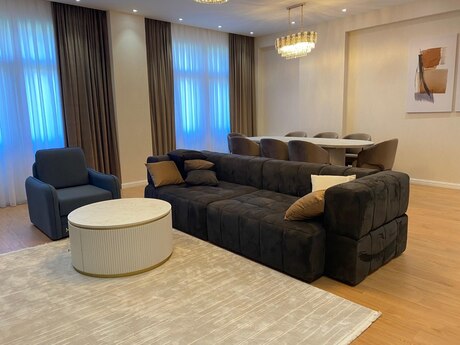 3 otaqlı yeni tikili - Nizami m. - 180 m²