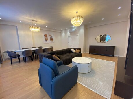 Kirayə 3 otaqlı mənzil, 180 m², İzmir Residence: 3 000 ₼/ay 5