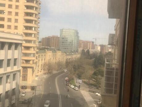 Объявление №5765790 - Баку, м. 28 мая, 4-комн., 220 м², 7/17 этаж