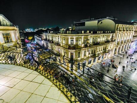 6 otaqlı köhnə tikili - Sahil m. - 350 m²