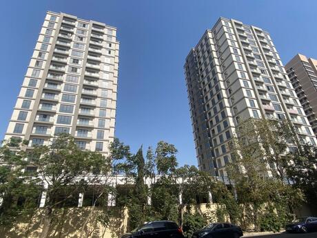 3 otaqlı mənzil, 133 m², 28 May: 490 000 ₼ 2