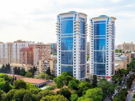 м. Низами