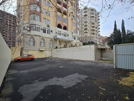 Obyekt - 28 May m. - 800 m²