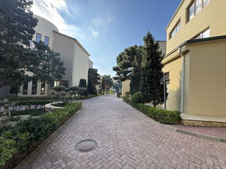 4-комнатная квартира, 158 м², Şıxov: 260 000 ₼ 3