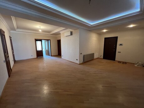4-room apartment, 250 m², Şah İsmayıl Xətai: 900 000 ₼ 5