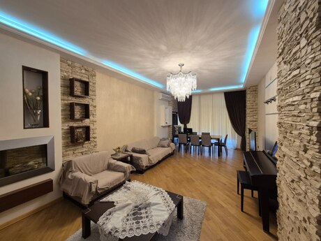 3 otaqlı yeni tikili - Elmlər Akademiyası m. - 156 m²