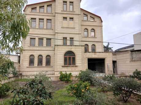 Elan №5768173 - Bakı, Qara Qarayev m., 10 otaqlı, 400 m²