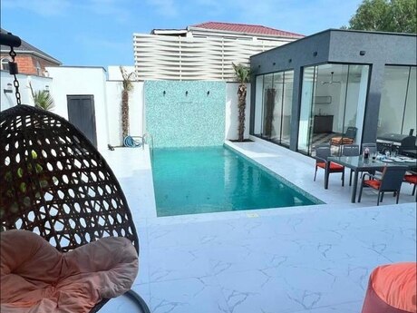 4 otaqlı həyət evi/bağ evi - Mərdəkan q. - 350 m²